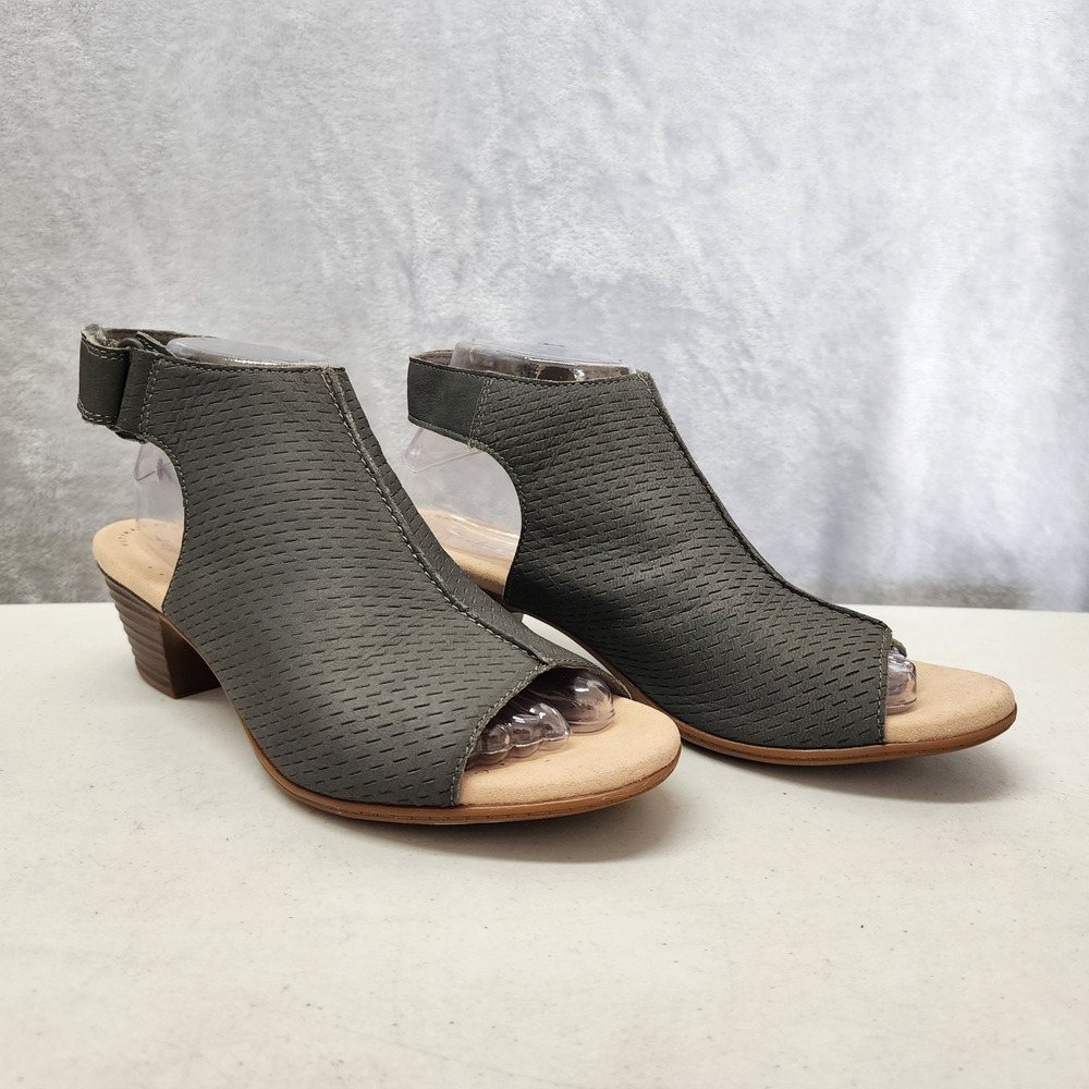 Clarks Sandals Womens Size 9 Gray Leather Comfort Adjustable Strap Valarie James